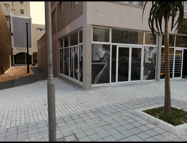 100M² BUILDING FOR SALE IN STRAND CENTRAL